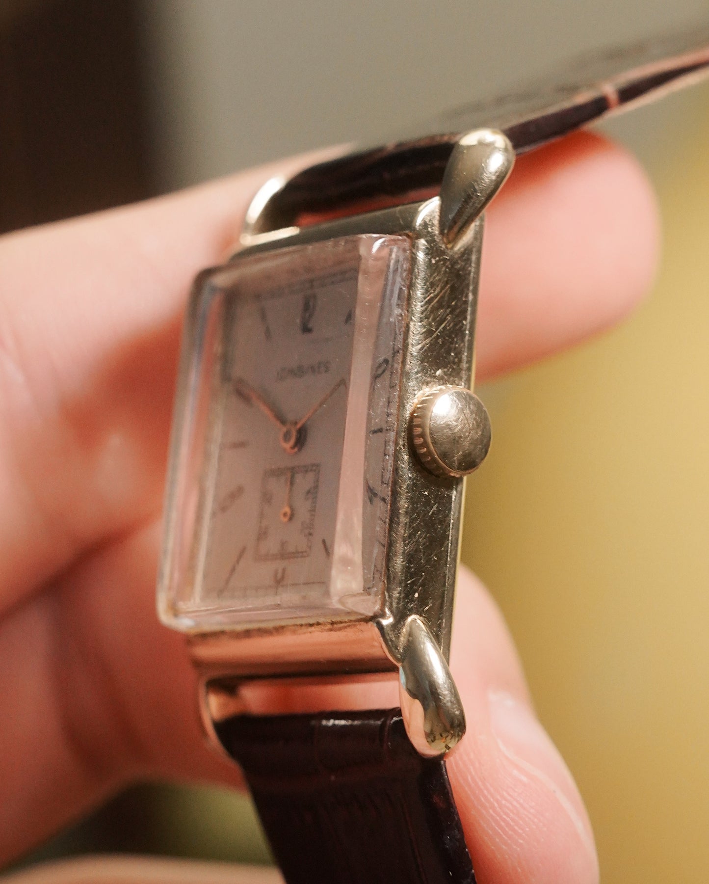 1940’s Longines “Tear Drop Lugs” 14K YG Dress Watch
