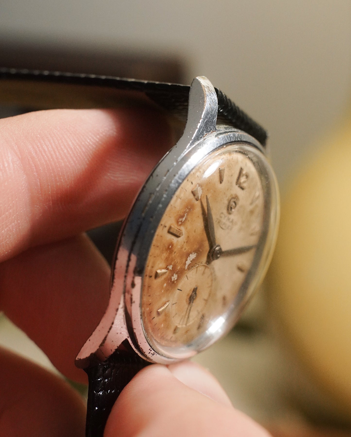 Vintage Cyma Big Seconds Hand Watch Tropical Dial