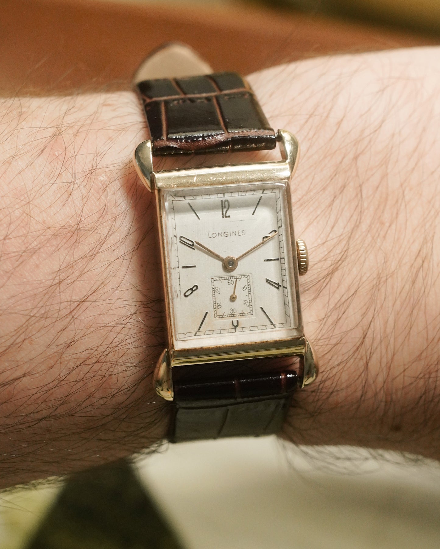 1940’s Longines “Tear Drop Lugs” 14K YG Dress Watch